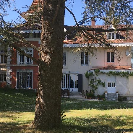 Manoir De L'Epine Acomodação com café da manhã Saint-Séverin Exterior foto