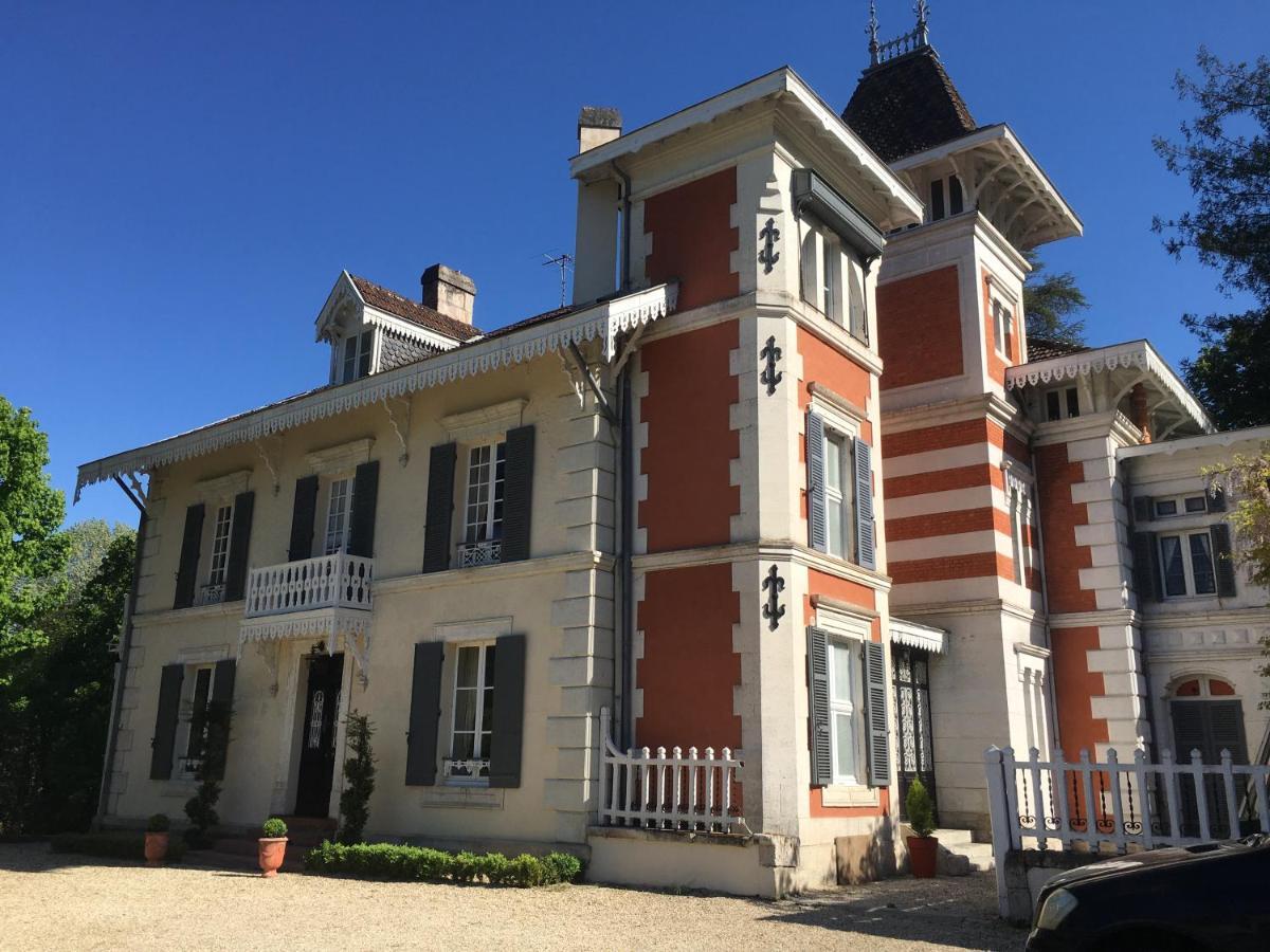 Manoir De L'Epine Acomodação com café da manhã Saint-Séverin Exterior foto